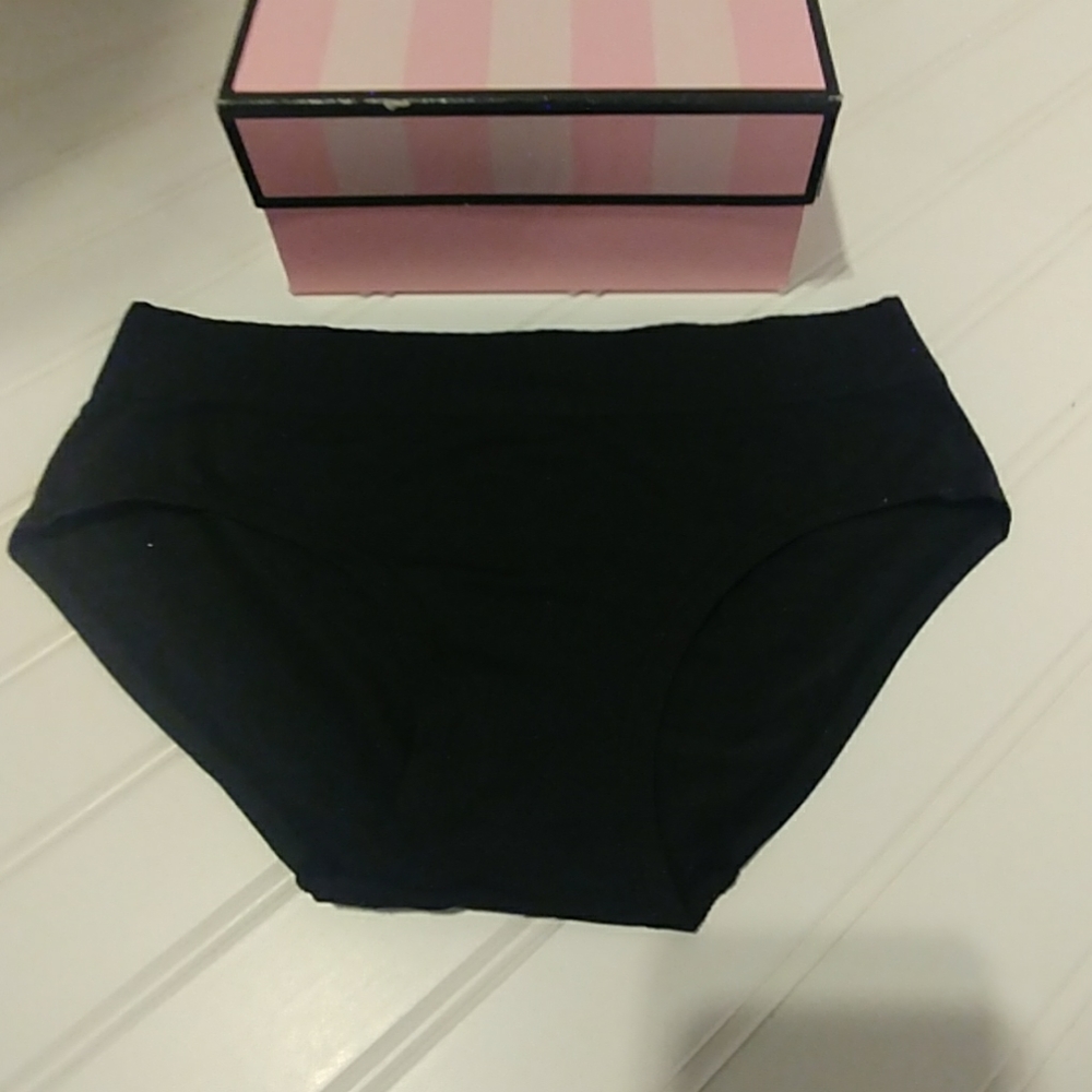 3/$25Victoria's Secret Graphic Angel Hipster Panty - Picture 5 of 8